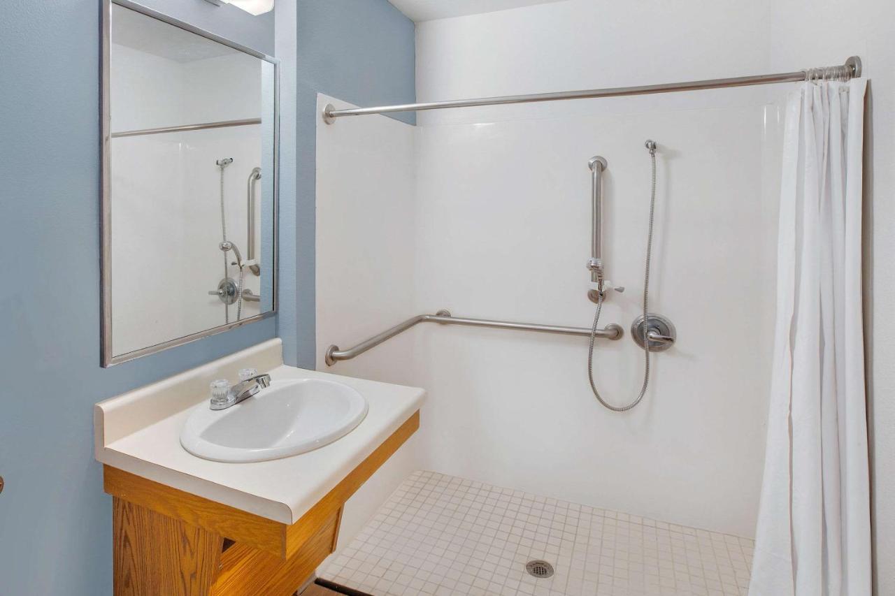 Woodspring Suites Μπράουνσβιλ Εξωτερικό φωτογραφία